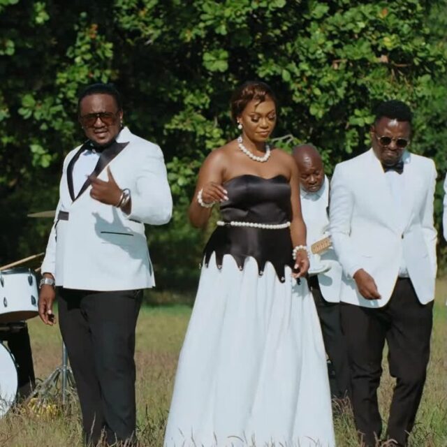 I-FEEL-LOVE-BY-BANANA-ZORRO-THE-B-BAND--768x768